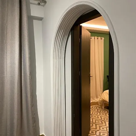 Oasis Garden Apartment *